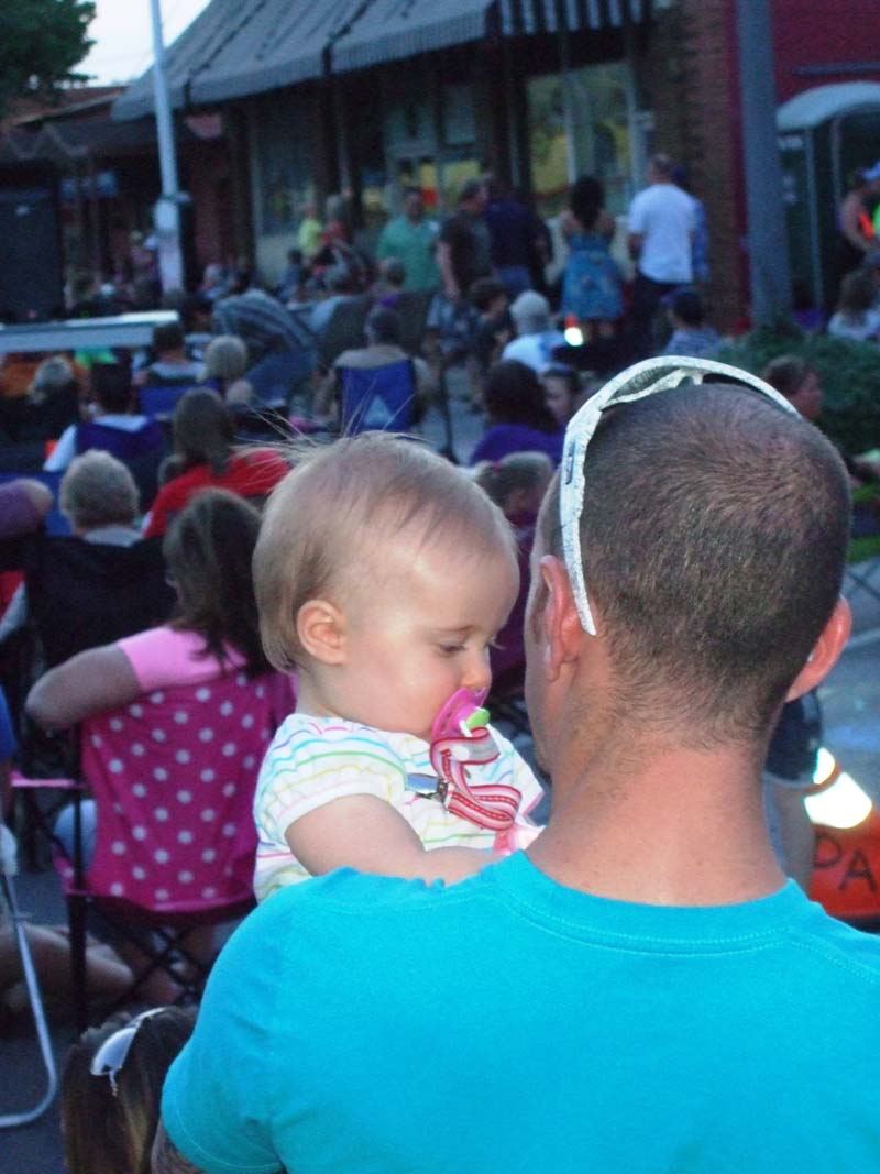 photo of fans at Josh Weathers Band Concert